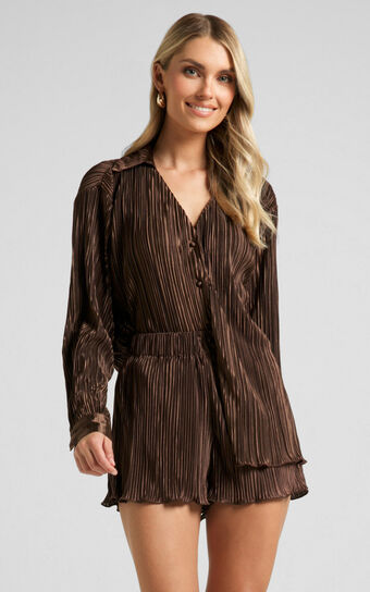 Archer Shorts - High Waisted Plisse Shorts in Chocolate
